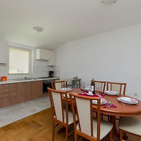 Apartman Dunja Malinska