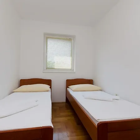 Apartman Dunja